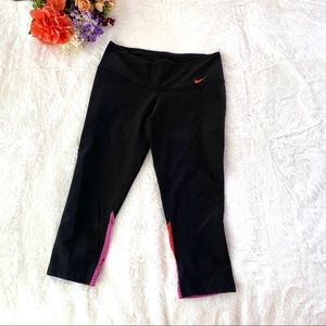 Nike Dri-Fit Cropped Leggings Size Small